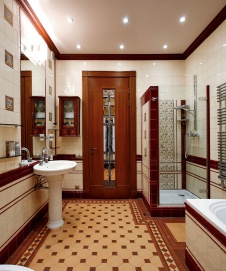 Фото интерьера санузла загородного дома в стиле шале