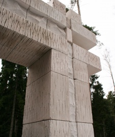 Фото детали фасада загородного дома в эко стиле