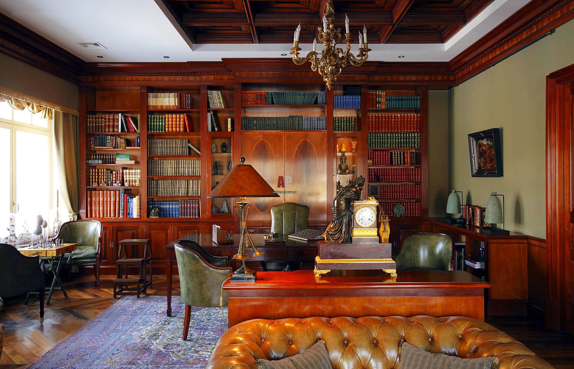 Кабинет 18 века. Библиотека дворянской усадьбы 19 века. Английский стиль в интерьере. Кабинет в старинном стиле. Интерьер старинного кабинета.