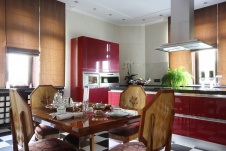 Фото интерьера кухни загородного дома в стиле ар-деко