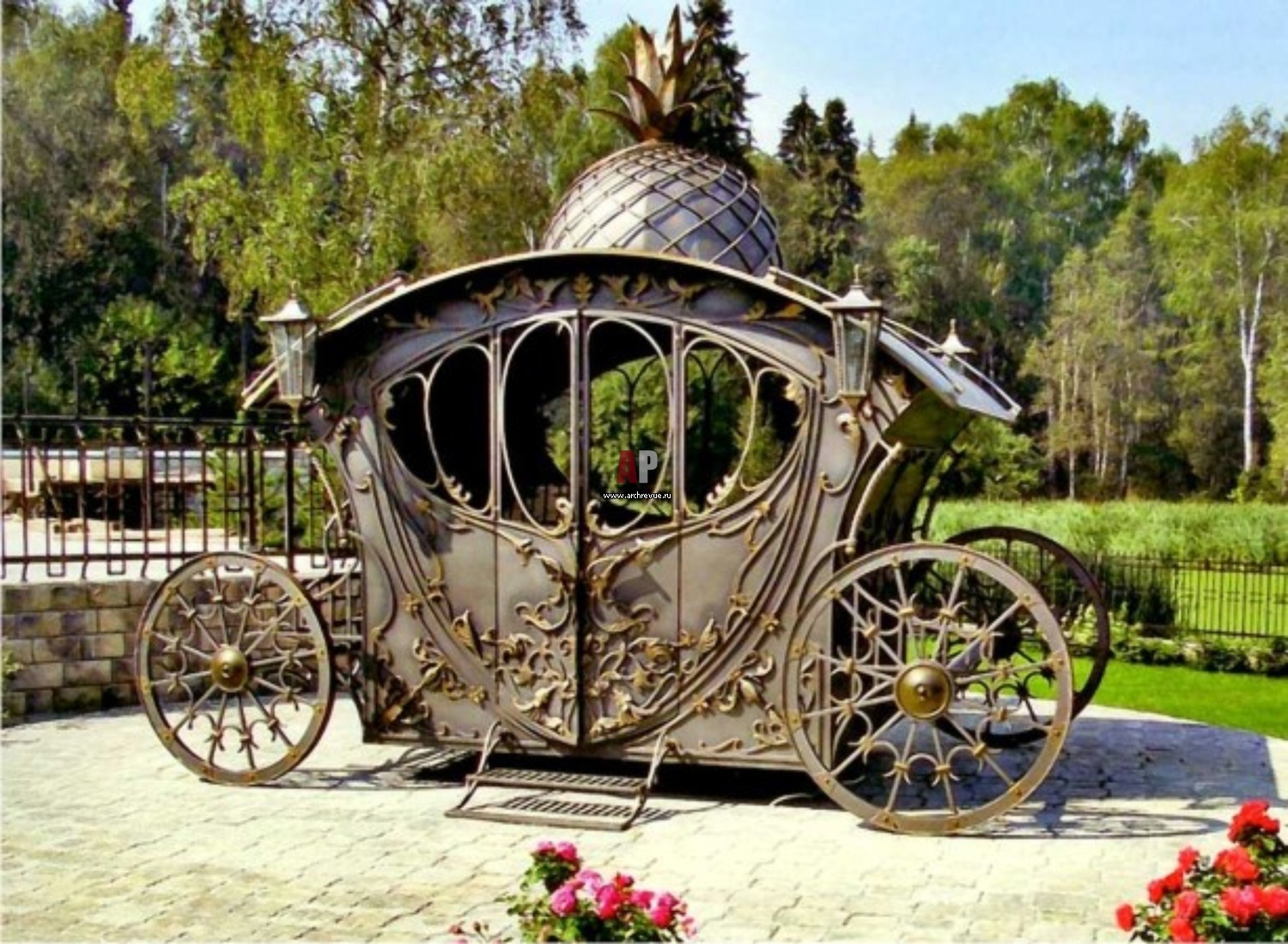 Беседка Карета Фото