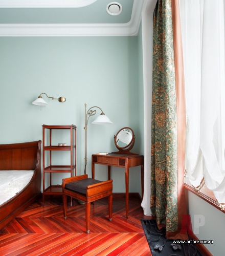 Фото интерьера спальни небольшой квартиры в стиле модерн