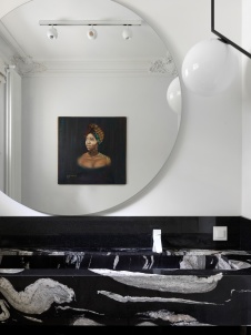 Фото интерьера гостевого санузла дома в стиле фьюжн