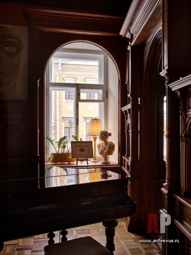 Фото интерьера гостиной квартиры в классическом стиле