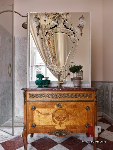 Фото интерьера санузла квартиры в классическом стиле