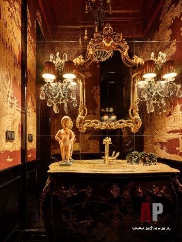 Фото интерьера гостевого санузла квартиры в классическом стиле