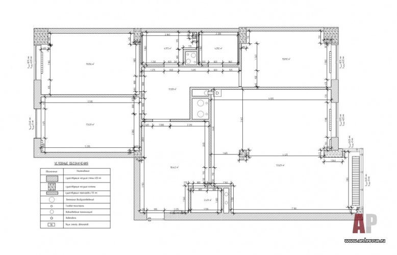 Обмерный план чытерхкомнатной квартиры в ЖК премиум-класса. Общая площадь - 150 кв. м.