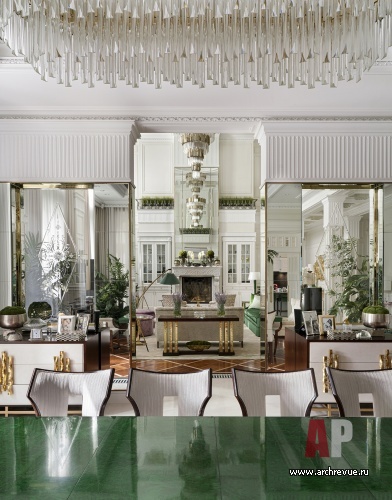 Фото интерьера гостиной дома в стиле ар-деко 