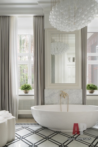 Фото интерьера ванной дома в стиле ар-деко 