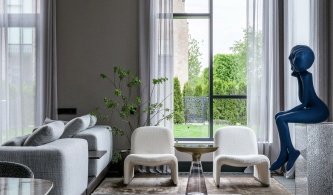 Воздушный интерьер с природными текстурами