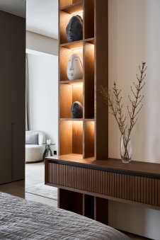 Фото интерьера спальни квартиры в современном стиле