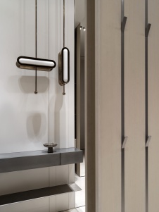 Фото интерьера входной зоны квартиры в современном стиле