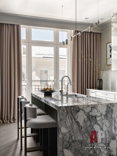 Фото интерьера кухни квартиры в американском стиле