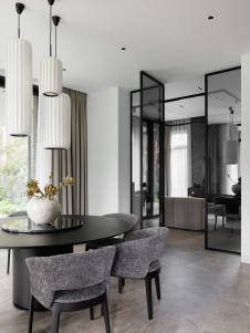 Фото интерьера столовой дома в стиле минимализм 