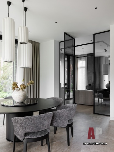 Фото интерьера столовой дома в стиле минимализм 
