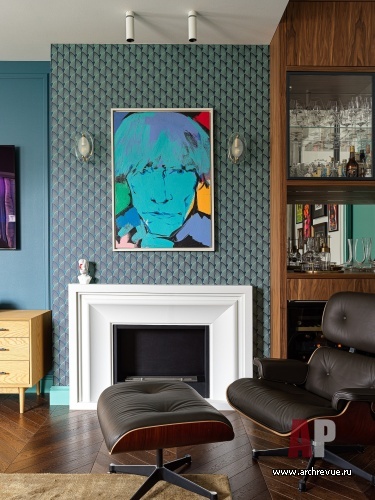 Фото интерьера каминной квартиры в стиле фьюжн 