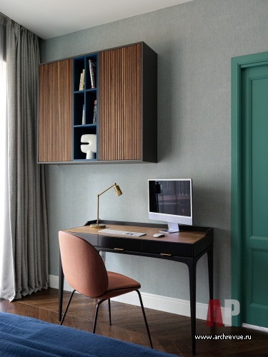 Фото интерьера кабинета квартиры в стиле фьюжн 