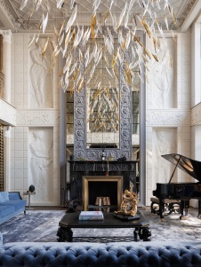 Фото интерьера гостиной пентхауса в стиле фьюжн