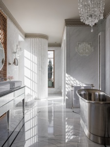 Фото интерьера ванной пентхауса в стиле фьюжн