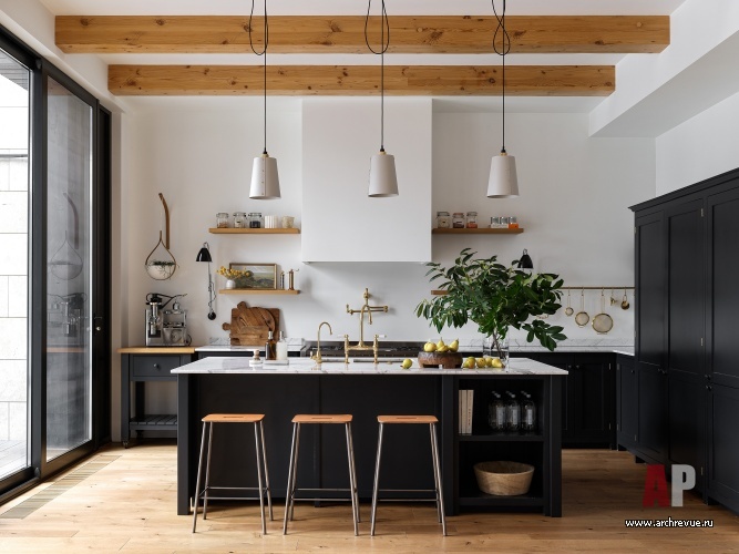Фото интерьера кухни дома в стиле фьюжн