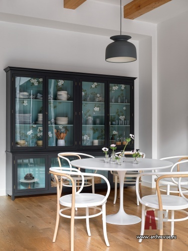 Фото интерьера кухни дома в стиле фьюжн