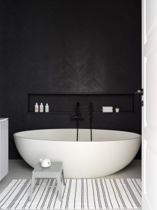 Фото интерьера санузла дома в стиле фьюжн