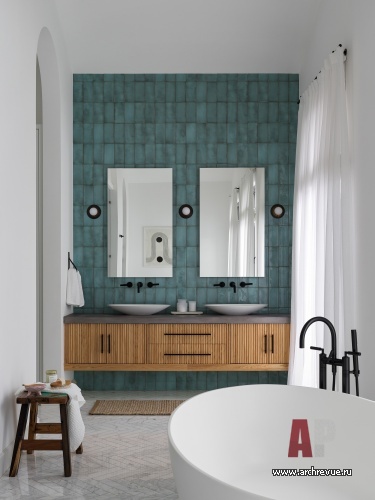 Фото интерьера санузла дома в стиле фьюжн