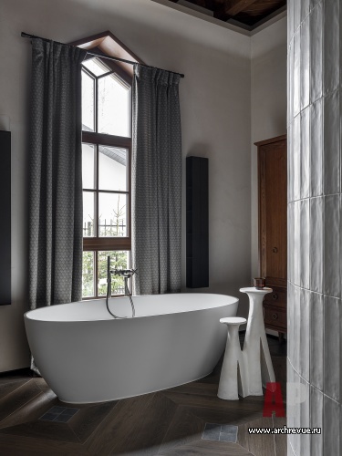 Фото интерьера ванной дома в стиле фьюжн 