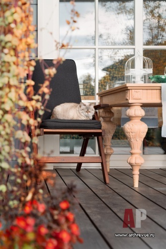 Фото фасада дома в стиле неоклассика