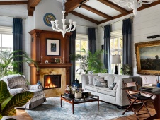 Фото интерьера гостиной дома в стиле неоклассика