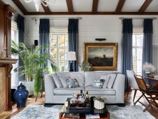 Фото интерьера зоны отдыха дома в стиле неоклассика