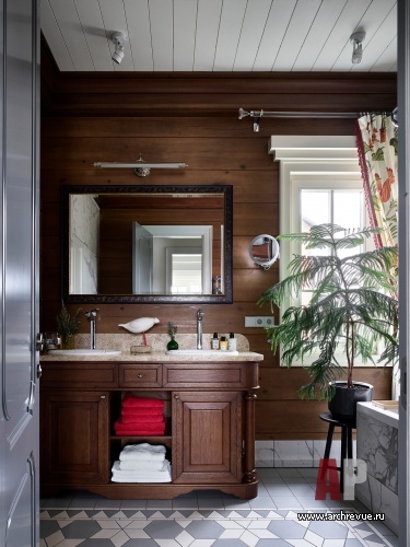 Фото интерьера санузла дома в стиле неоклассика