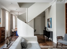 Фото лестницы квартиры в стиле фьюжн