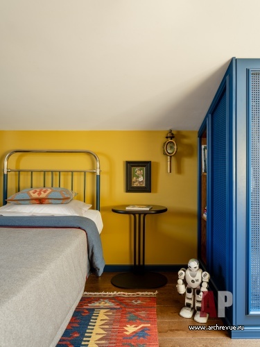 Фото интерьера мансарды квартиры в стиле фьюжн