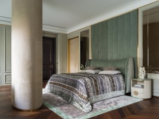 Фото интерьера спальни дома в стиле неоклассика