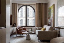 Фото интерьера гостиной квартиры в стиле неоклассика