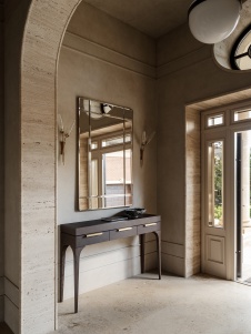 Фото интерьера входной зоны дома в стиле ар-деко