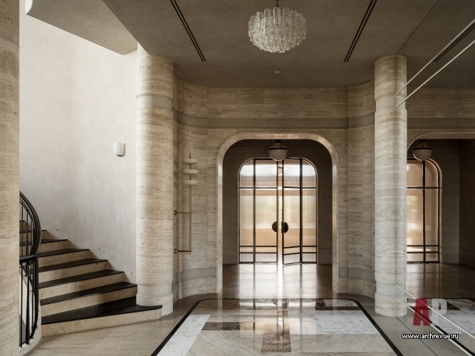 Фото интерьера лестничного холла дома в стиле ар-деко