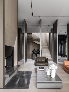 Фото лестничного холла дома в современном стиле 