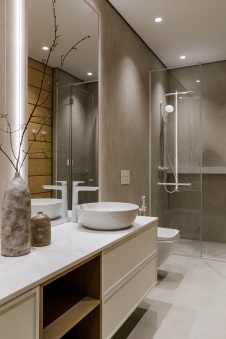 Фото интерьера санузла дома в стиле неоклассика