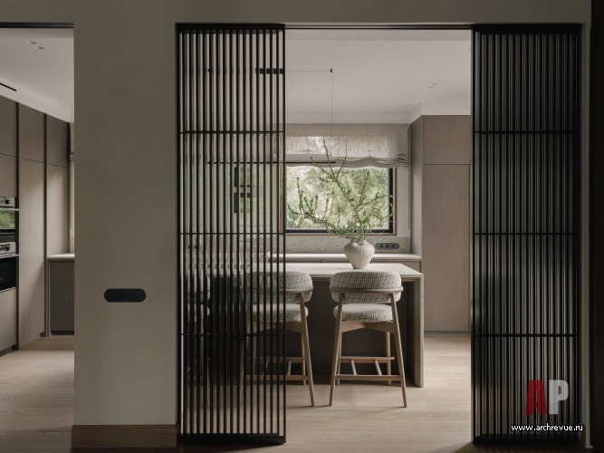 Фото интерьера кухни дома в современном стиле