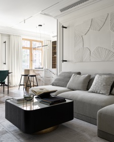 Фото интерьера гостиной квартиры в стиле неоклассика