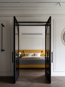 Фото интерьера спальни квартиры в стиле неоклассика 