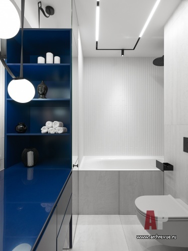 Фото интерьера ванной квартиры в стиле неоклассика