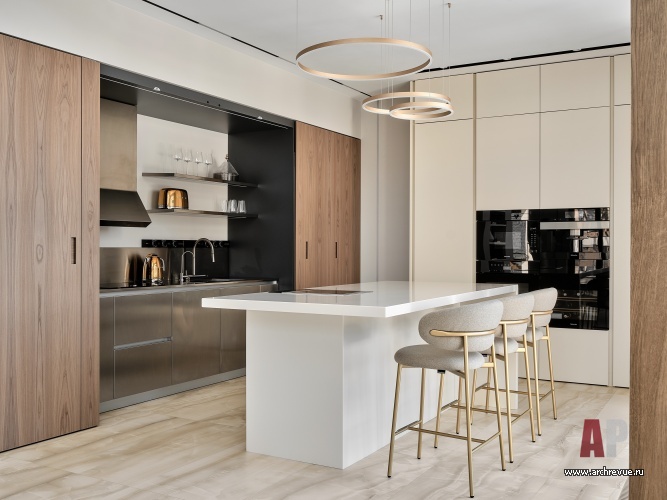 Фото интерьера кухни дома в стиле фьюжн