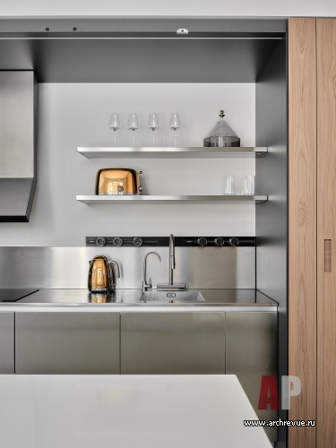 Фото интерьера кухни дома в стиле фьюжн