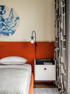 Фото интерьера спальни квартиры в стиле фьюжн