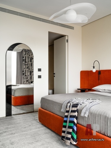 Фото интерьера спальни квартиры в стиле фьюжн