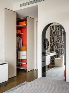 Фото интерьера гардеробной квартиры в стиле фьюжн 