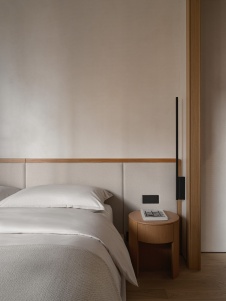 Фото интерьера спальни квартиры в современном стиле 